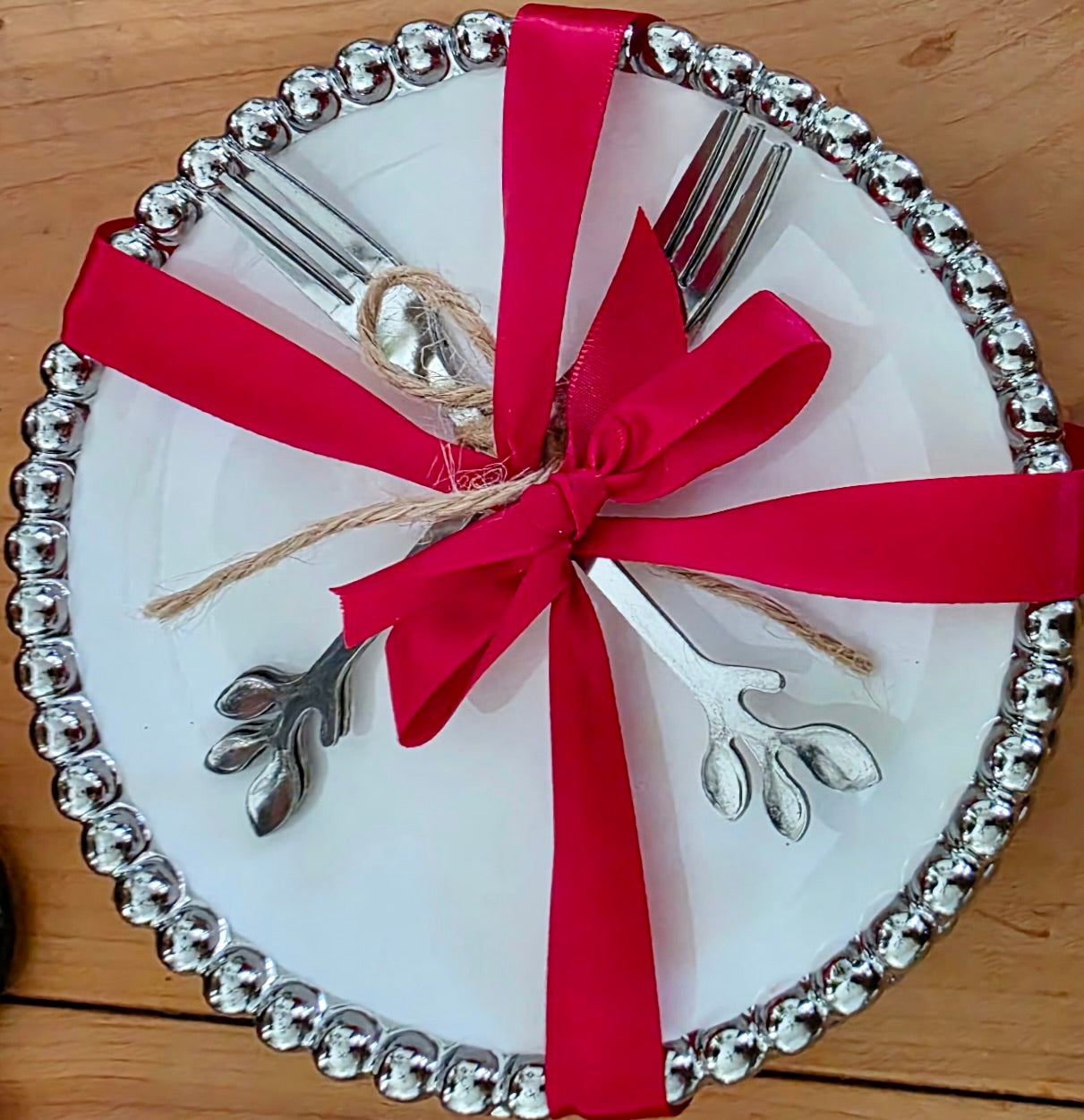 White & Silver Entertaining Set