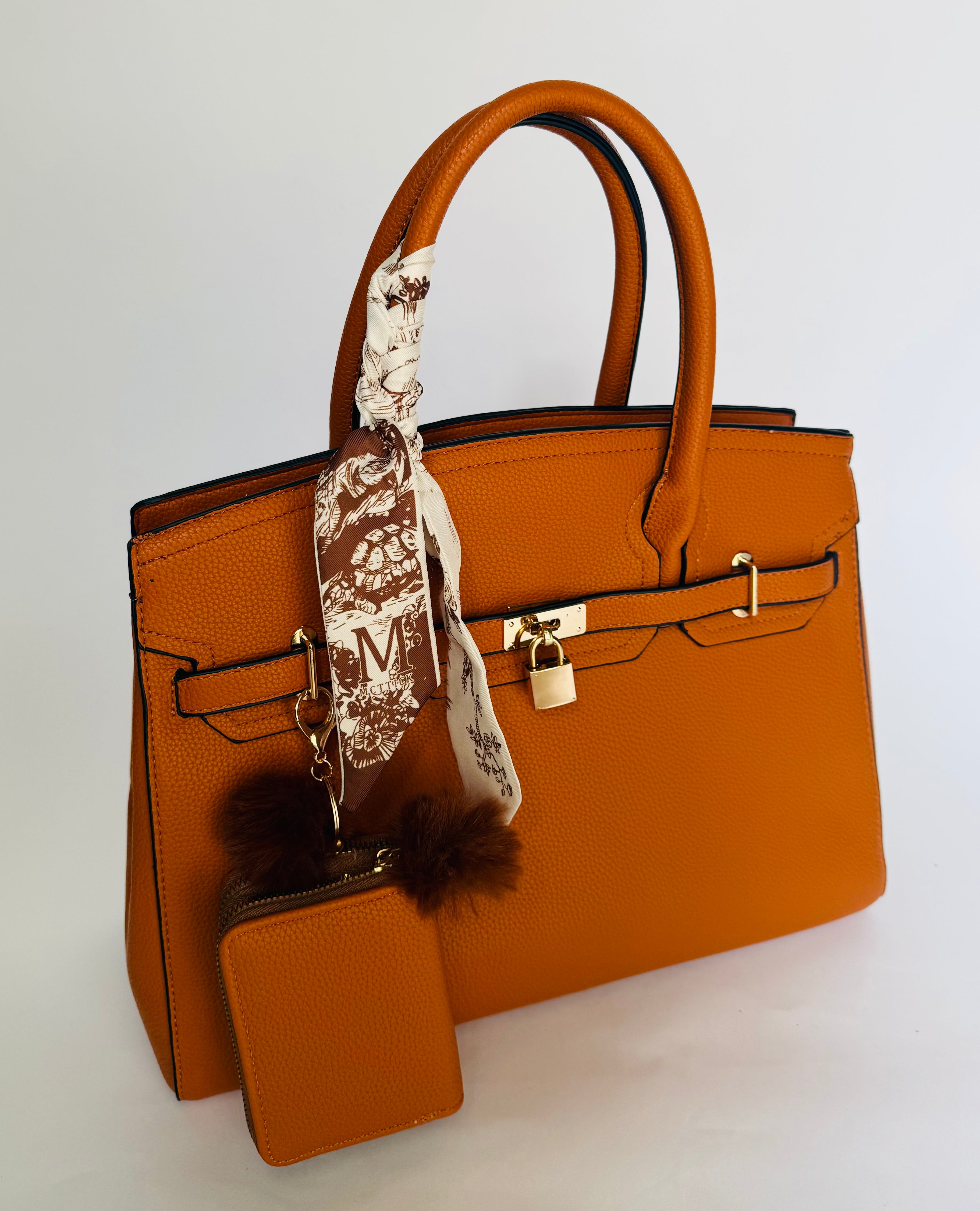 Chic Heritage Inspired Tote Set
