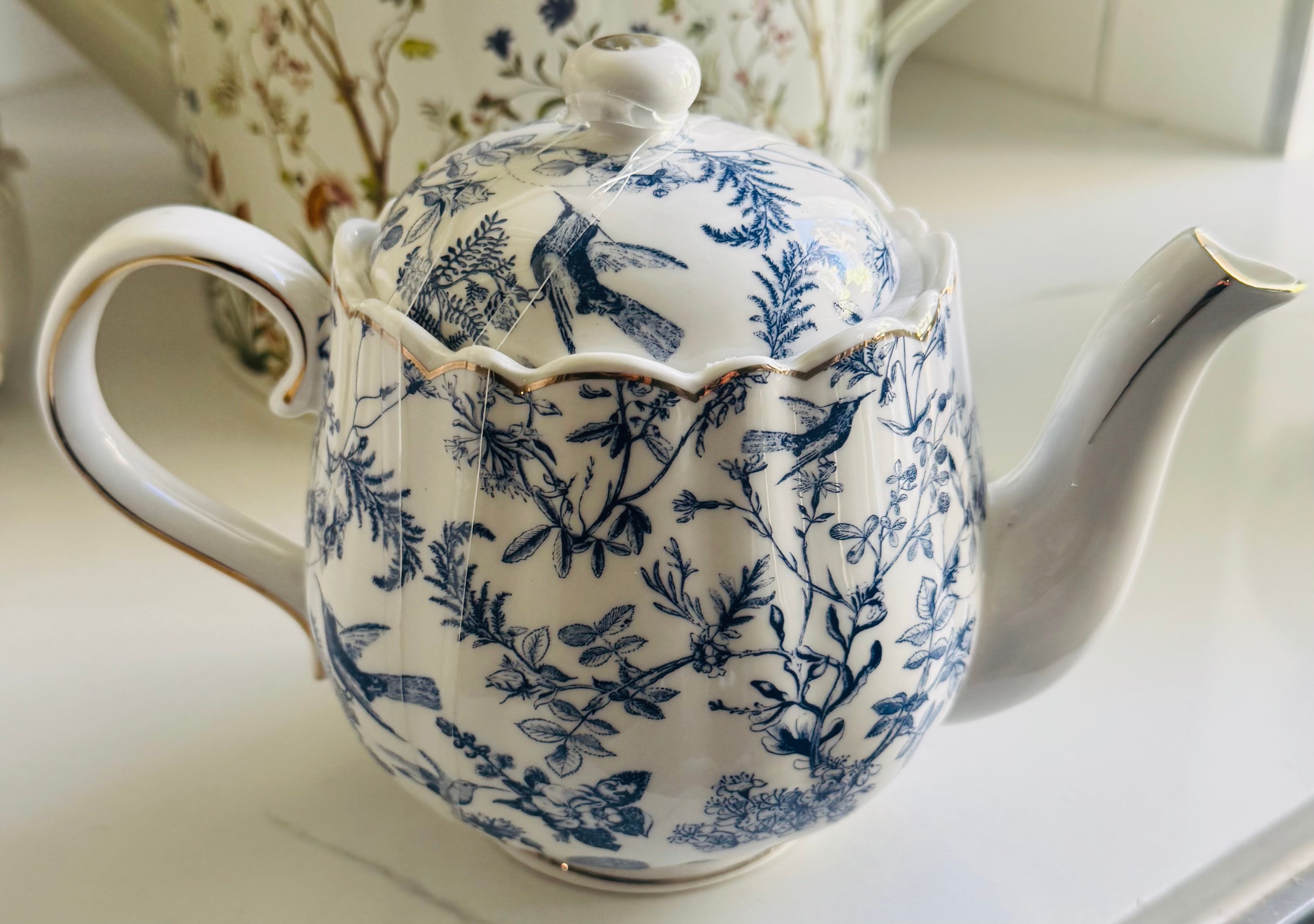Classic Blue & White Small Floral and Bird Motif Teapot