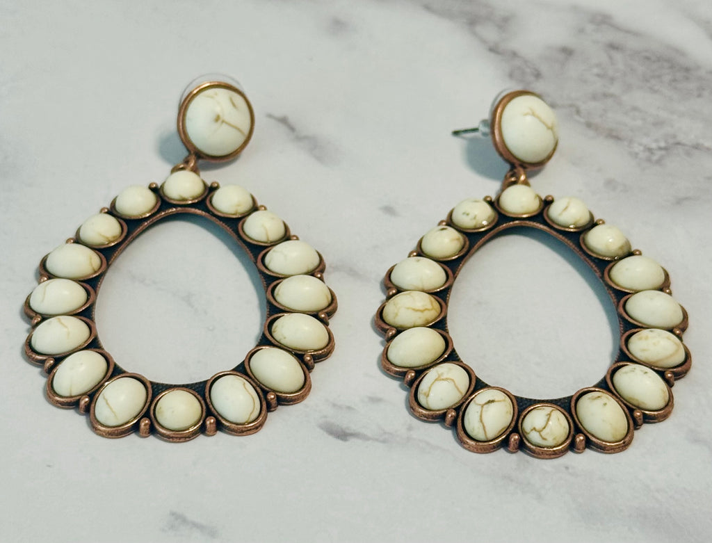 Dangle Teardrop Earrings (Pierced)