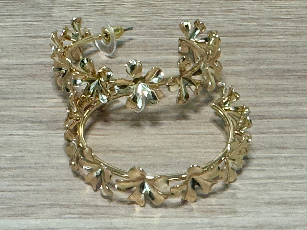 Gold Color Flower Design Hoop Earrings (Pierced)