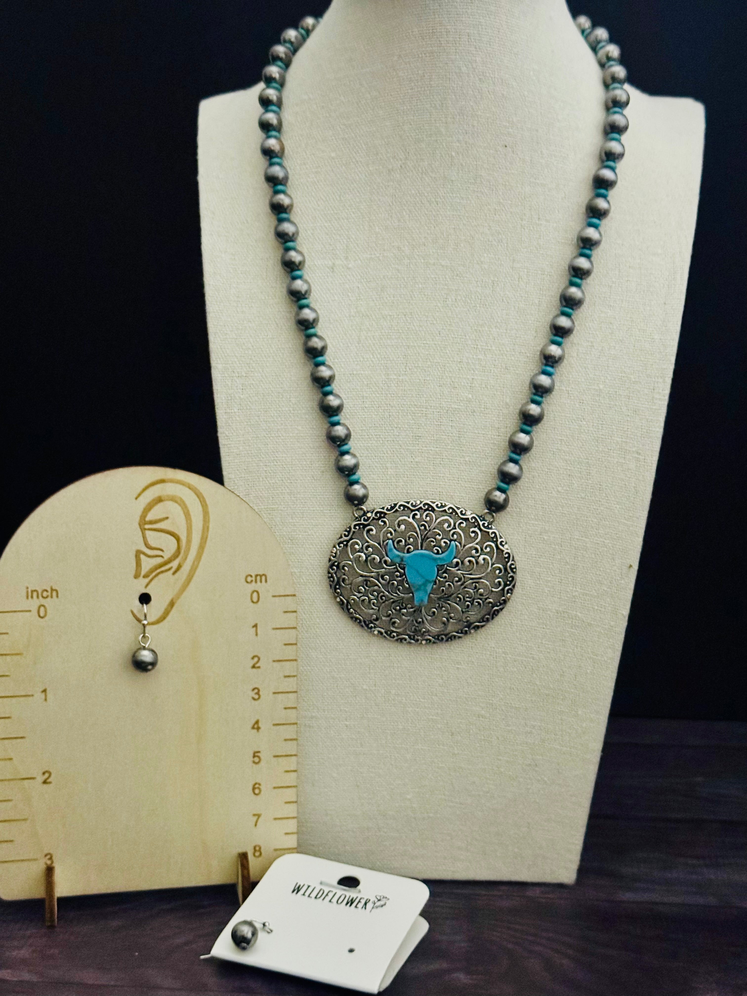 Western Teal Bullhead Pendant & Earring Set – Silver