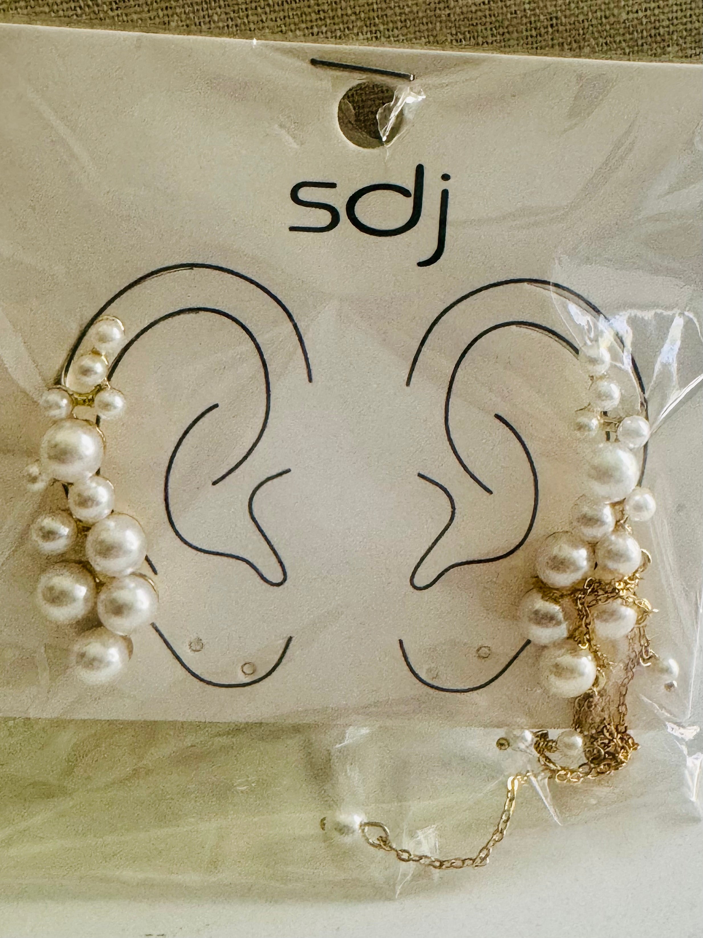 Gold Beaded Pearl Earring/Earlobe Cuff Set