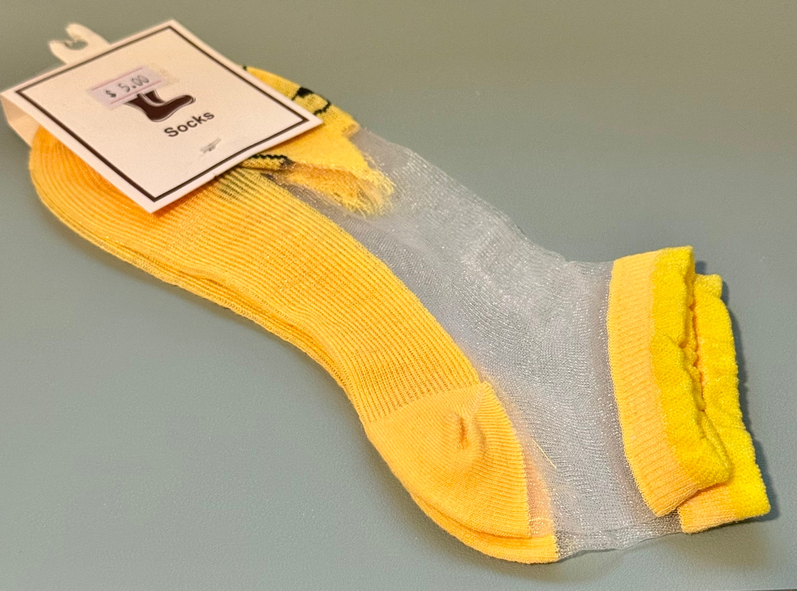 Solid Sole Sheer Ankle Socks Cat Design
